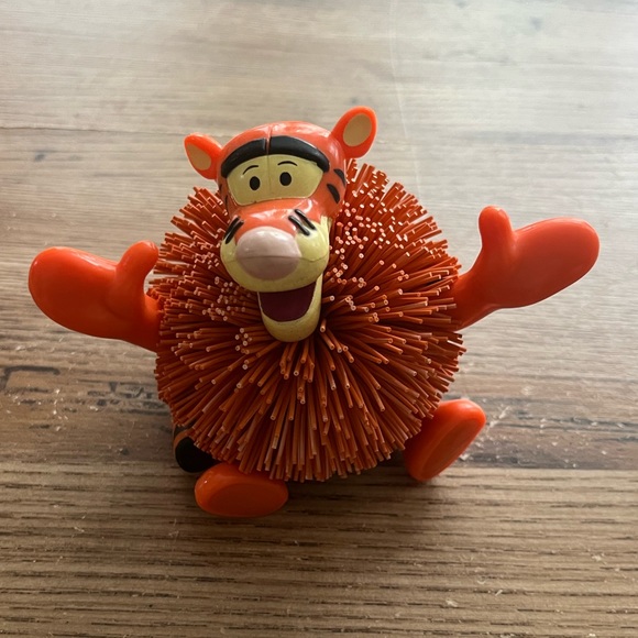 Disney Koosh Balls Winnie the Pooh Tigger Eeyore - Picture 8 of 10